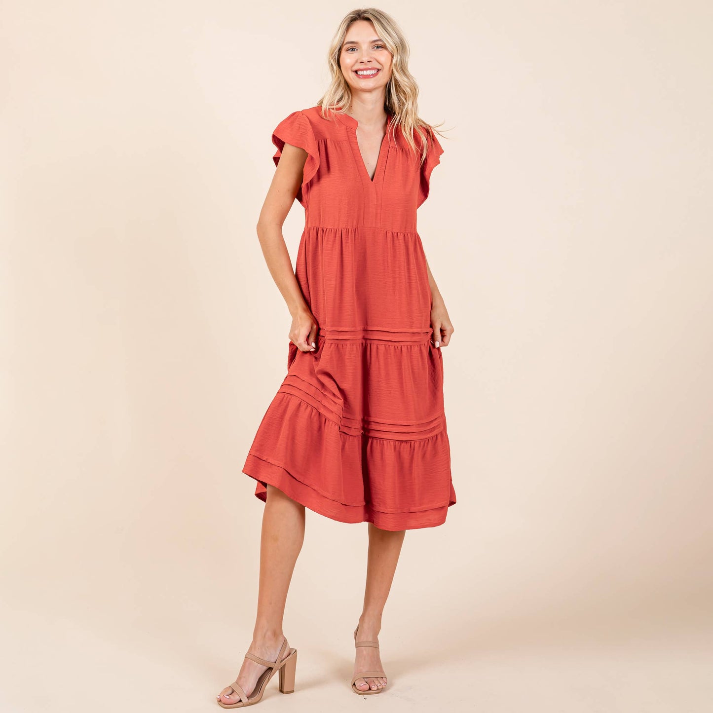 V Neck Tiered Flutter Sleeve Pleated Midi Dress: Rust