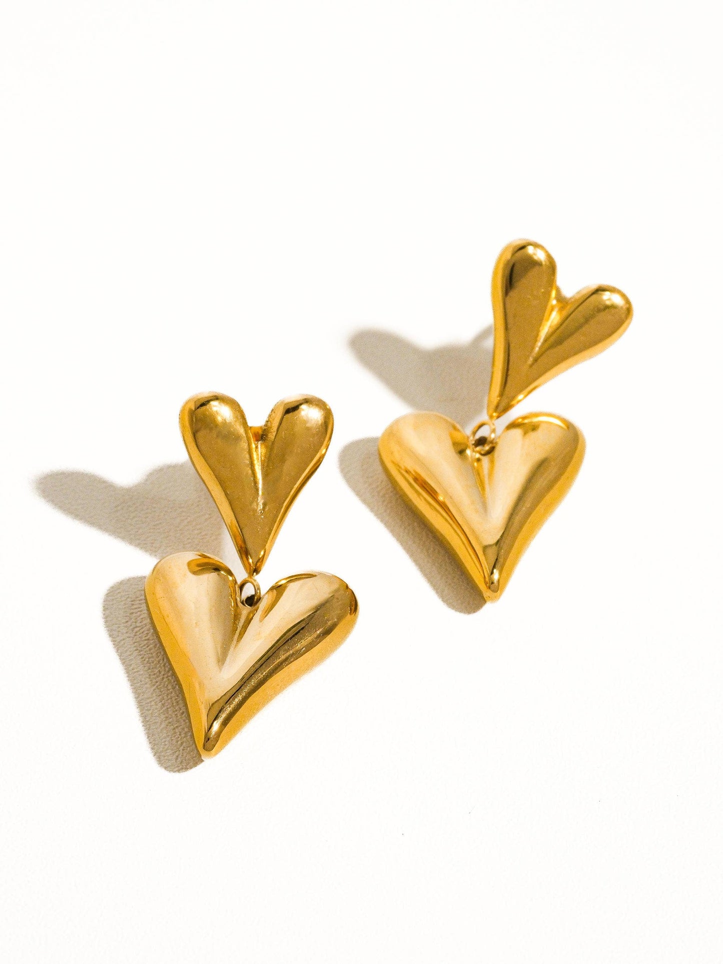 18K Gold Non-Tarnish Layered Heart Earring: Gold
