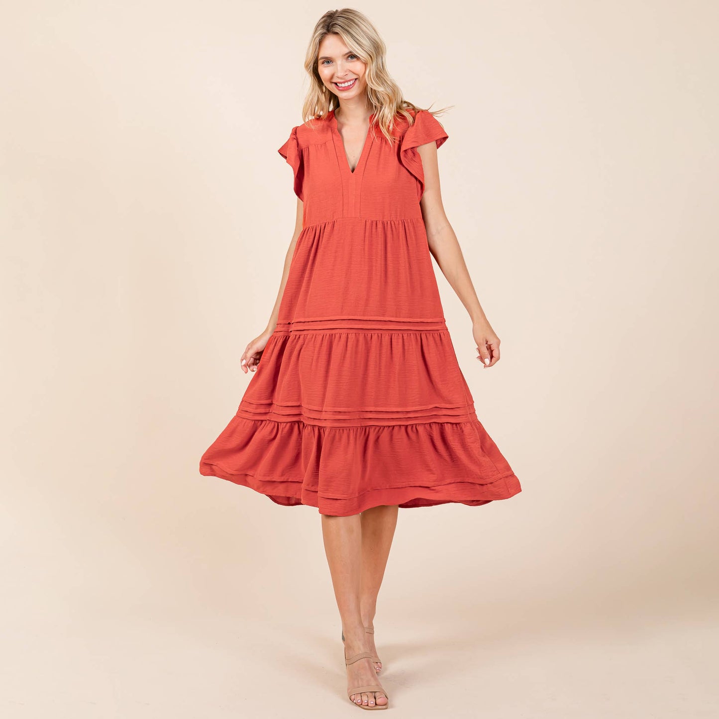 V Neck Tiered Flutter Sleeve Pleated Midi Dress: Rust