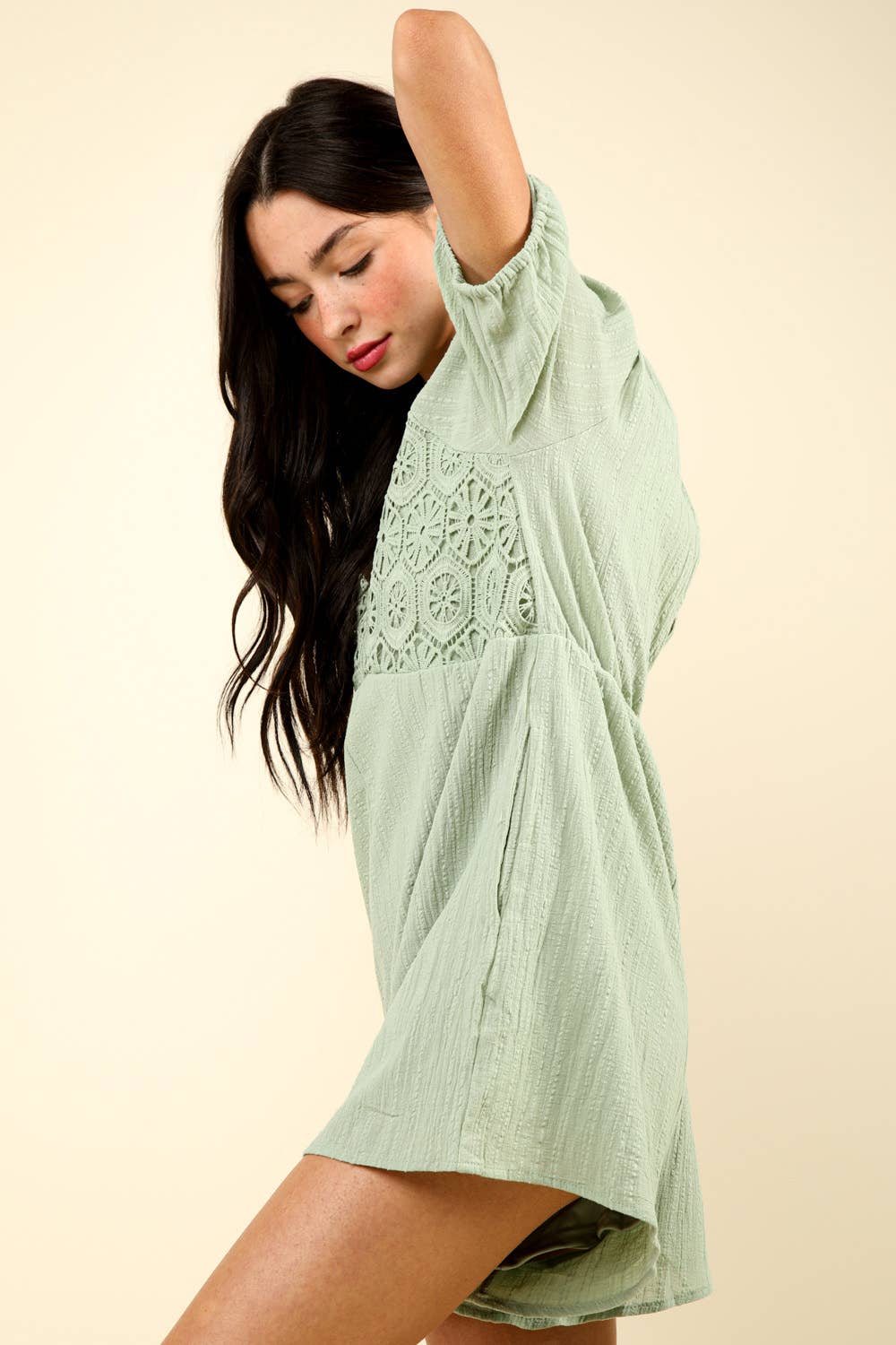 Lace Detail Puff Sleeve Solid Woven Romper: SAGE