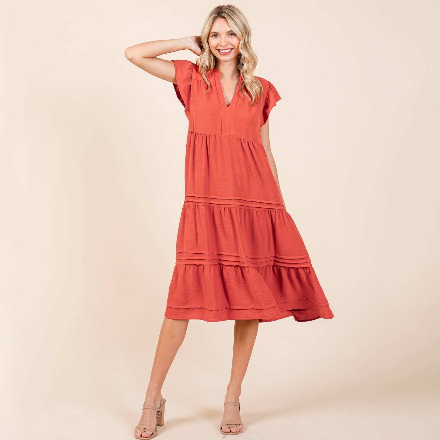 V Neck Tiered Flutter Sleeve Pleated Midi Dress: Rust