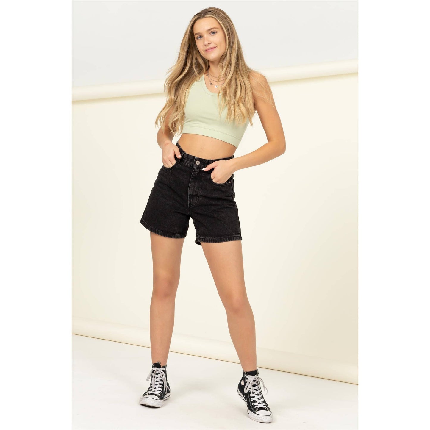 Cropped Tank Top: PASTEL GREEN
