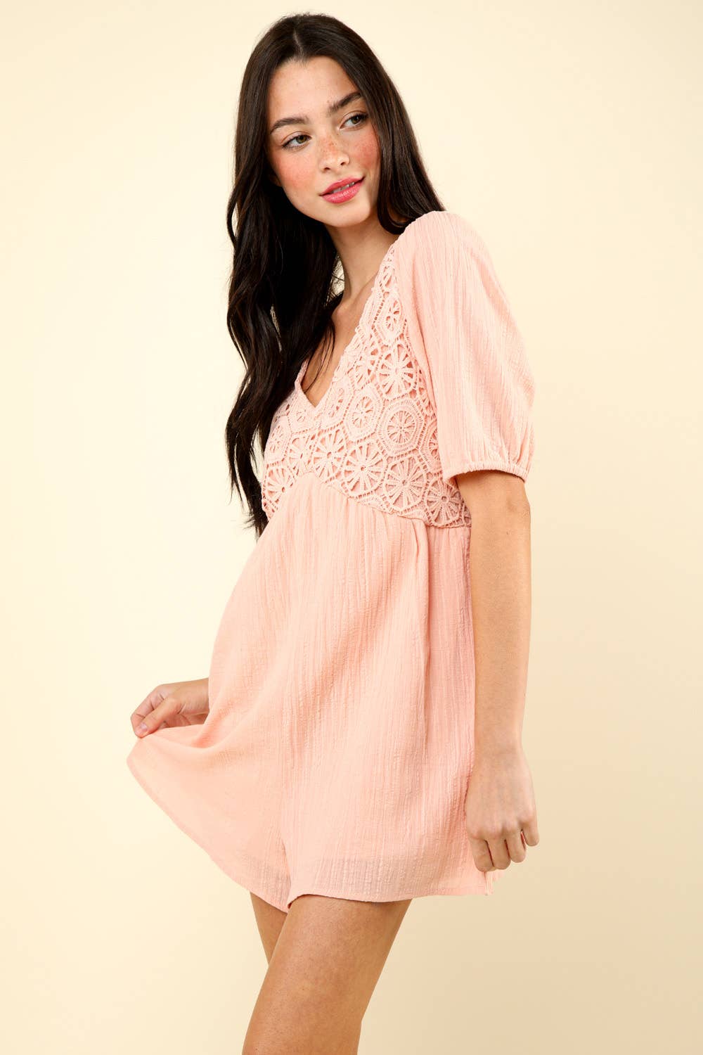 Lace Detail Puff Sleeve Solid Woven Romper: BLUSH