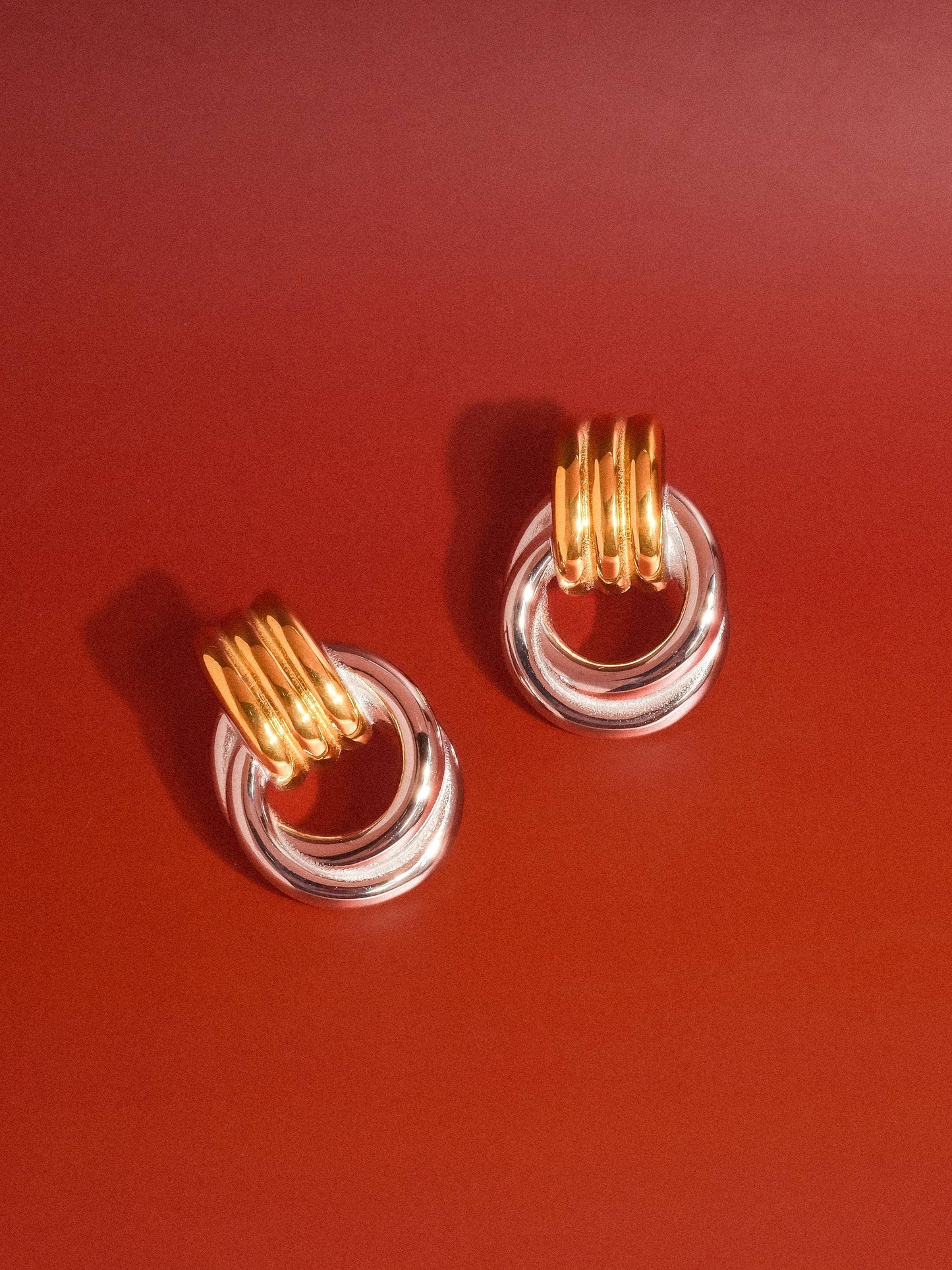 Mixed Metals, Major Mood : 18K Gold Non-Tarnish Classic Hoop Earring