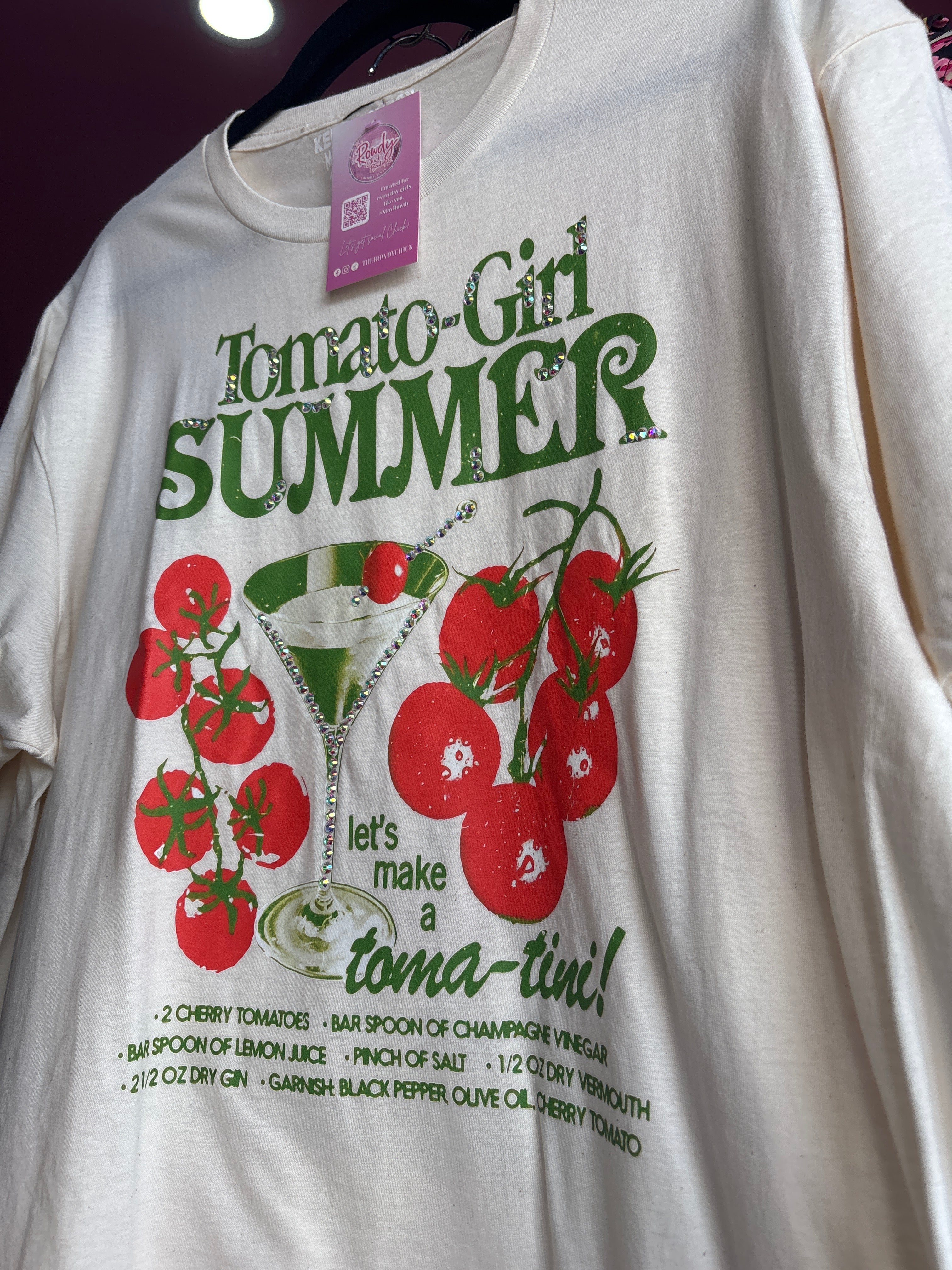 Tomato girl Summer Graphic T