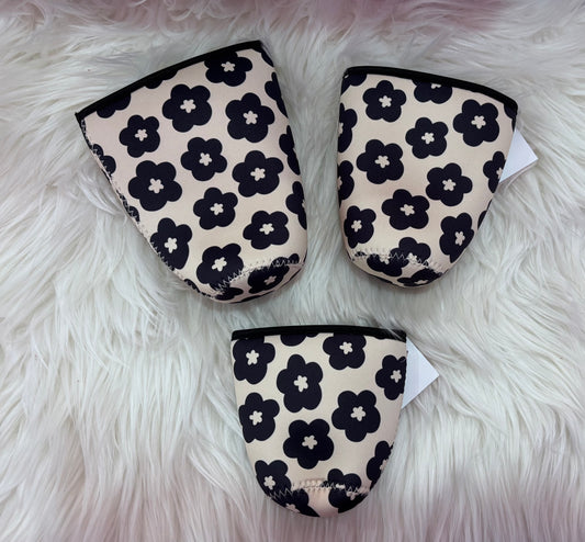 Coffee sleeve: Flower