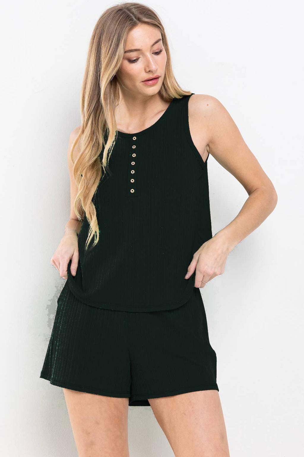 BLACK LOUNGE WEAR TOP AND SHORTS SET : Black