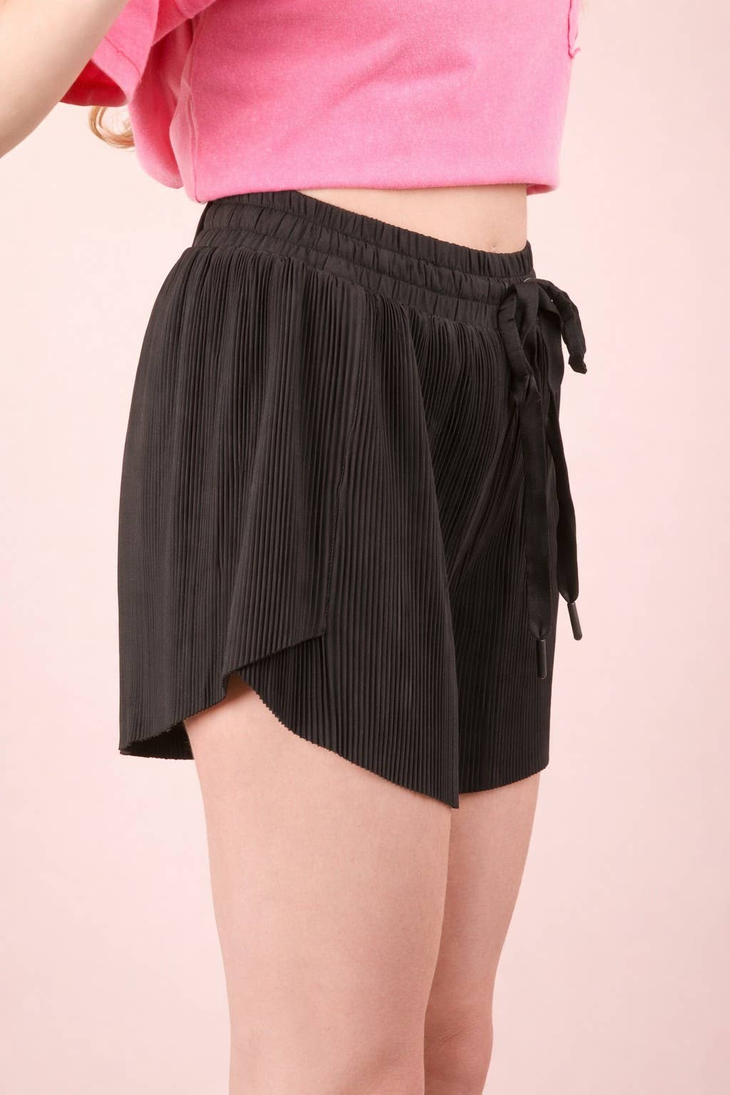 On The Go Pleated Shorts: Black